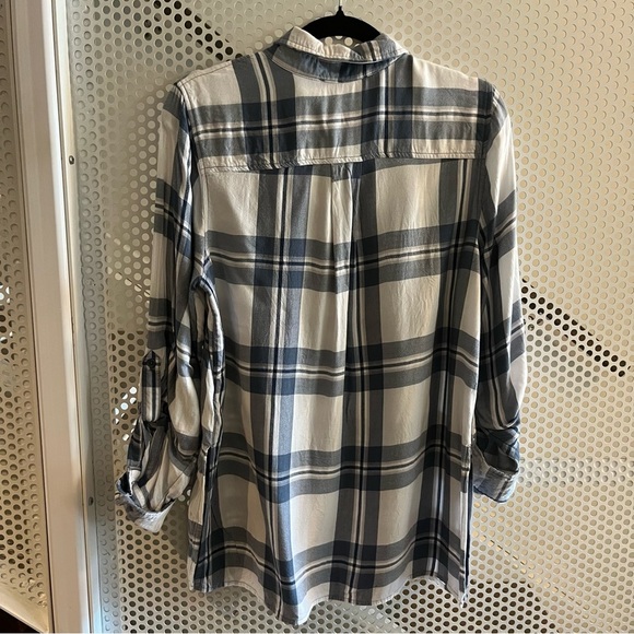 Kismet Plaid Button Down Long-sleeve Shirt Size Large Blue/White GUC - Picture 7 of 8